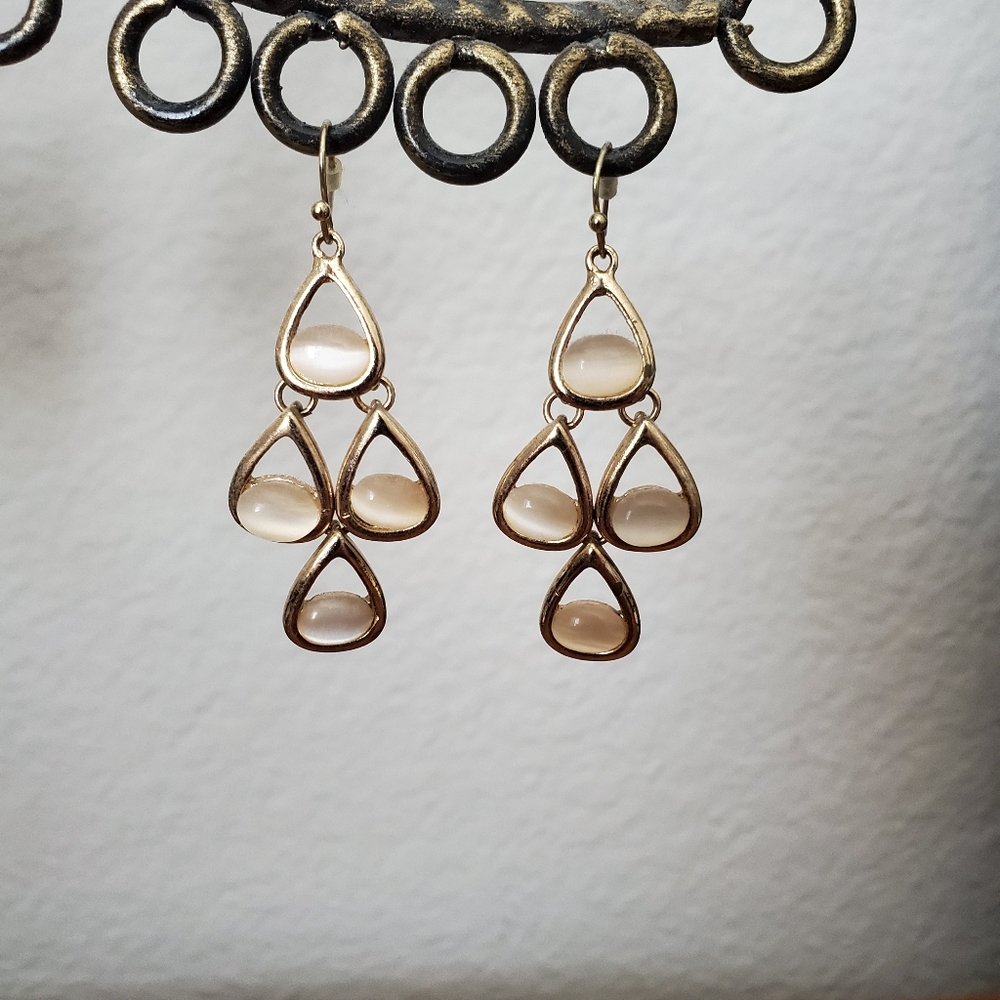 Beautiful Gold and Cream Stone Earrings